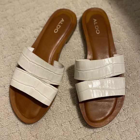Aldo sandals - Picture 1 of 4